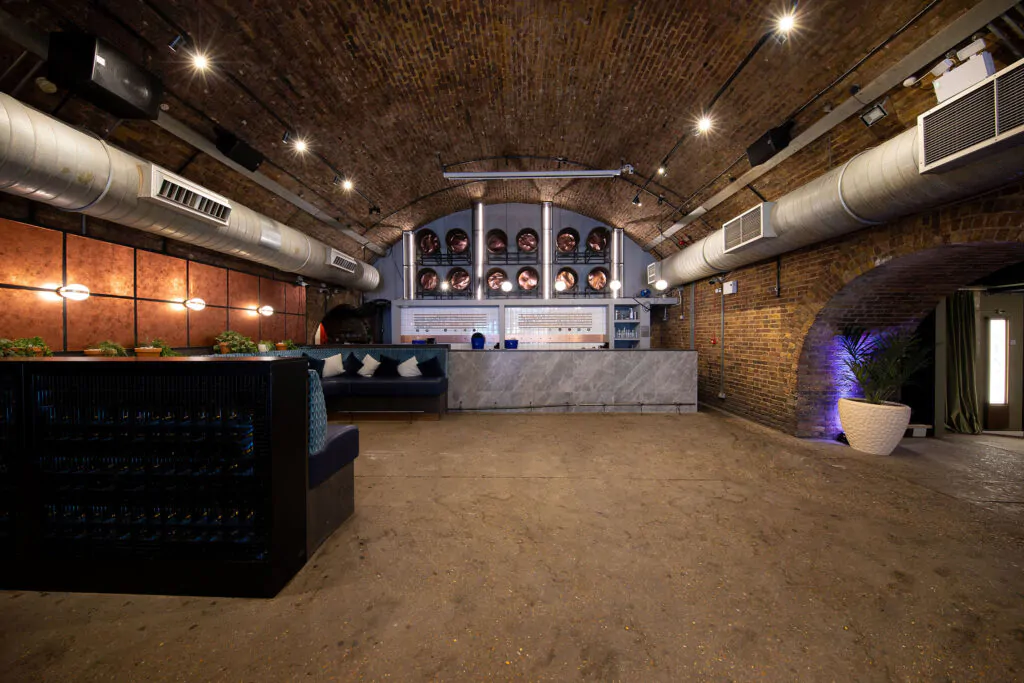 hire 83 rivington street