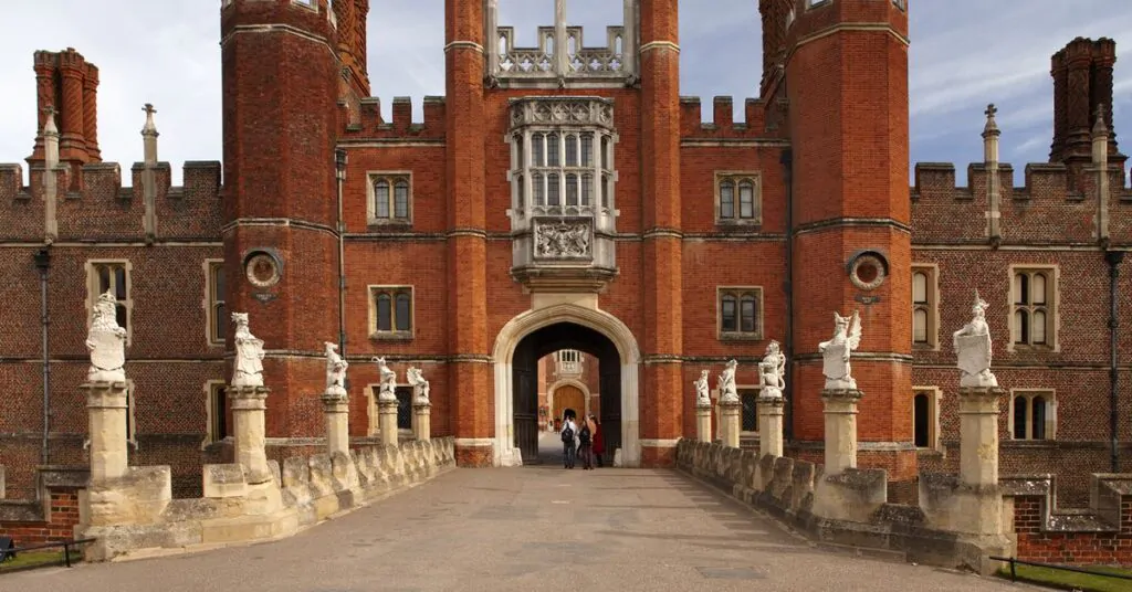 Hampton Court Palace