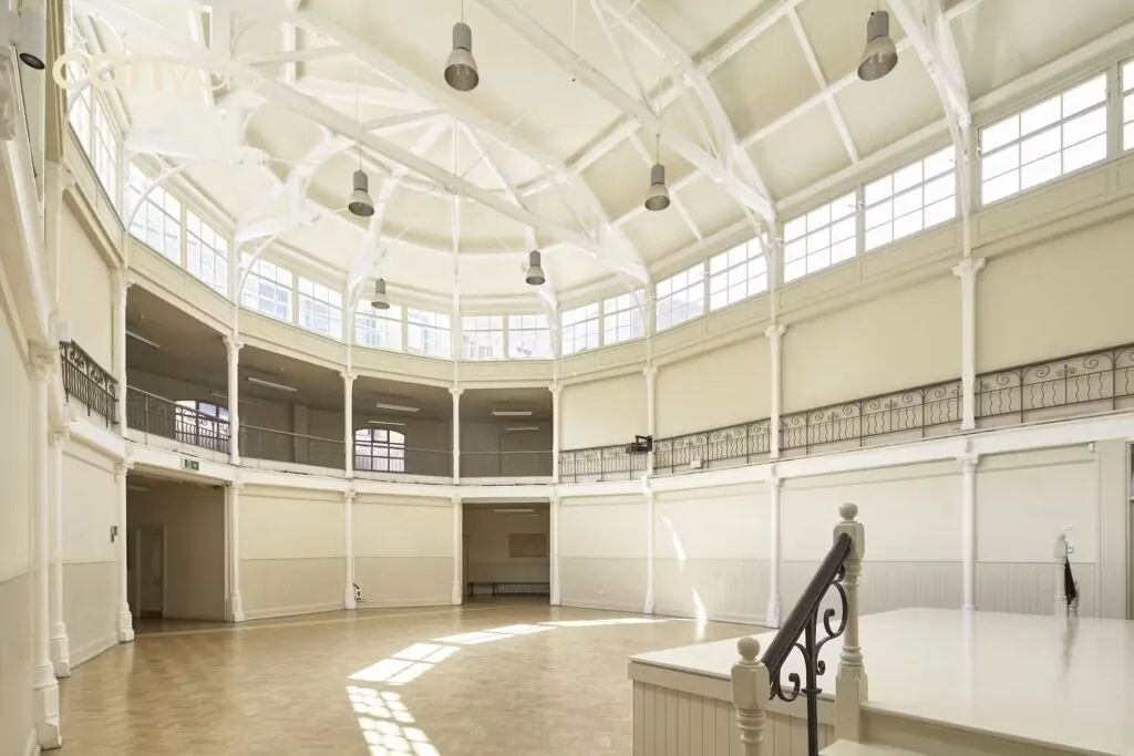 the tab centre